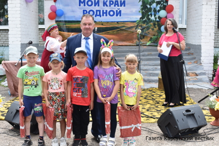 Школьные принадлежности - первоклашкам