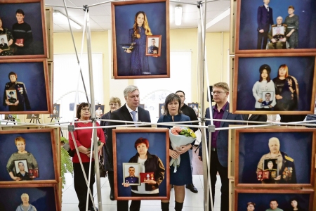 Китель  на хрупких  плечах