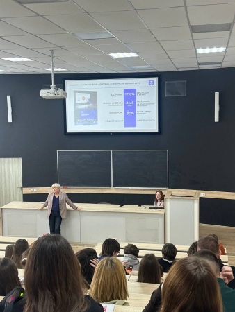 В Ульяновской области стартовал цикл лекций Общества «Знание» к Международному женскому дню