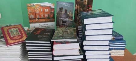 Сенатор Рябухин передал в библиотеки Ульяновской области порядка 200 книг