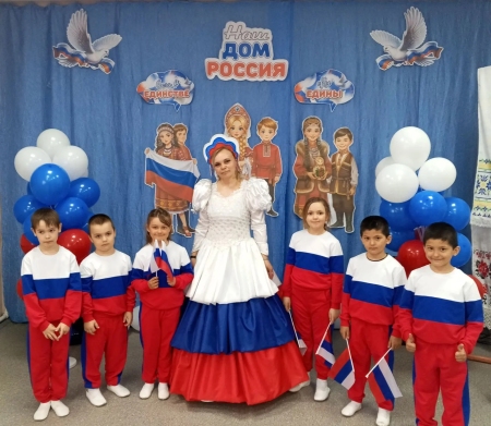 Край родной, навек любимый