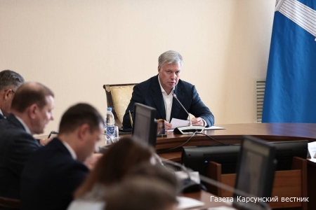 Алексей Русских провёл совещание с представителями топливных компаний