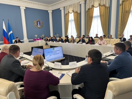 Порядка 200 тысяч работников организаций и предприятий Ульяновской области получают меры поддержки, закрепленные в Корпоративном семейном стандарте